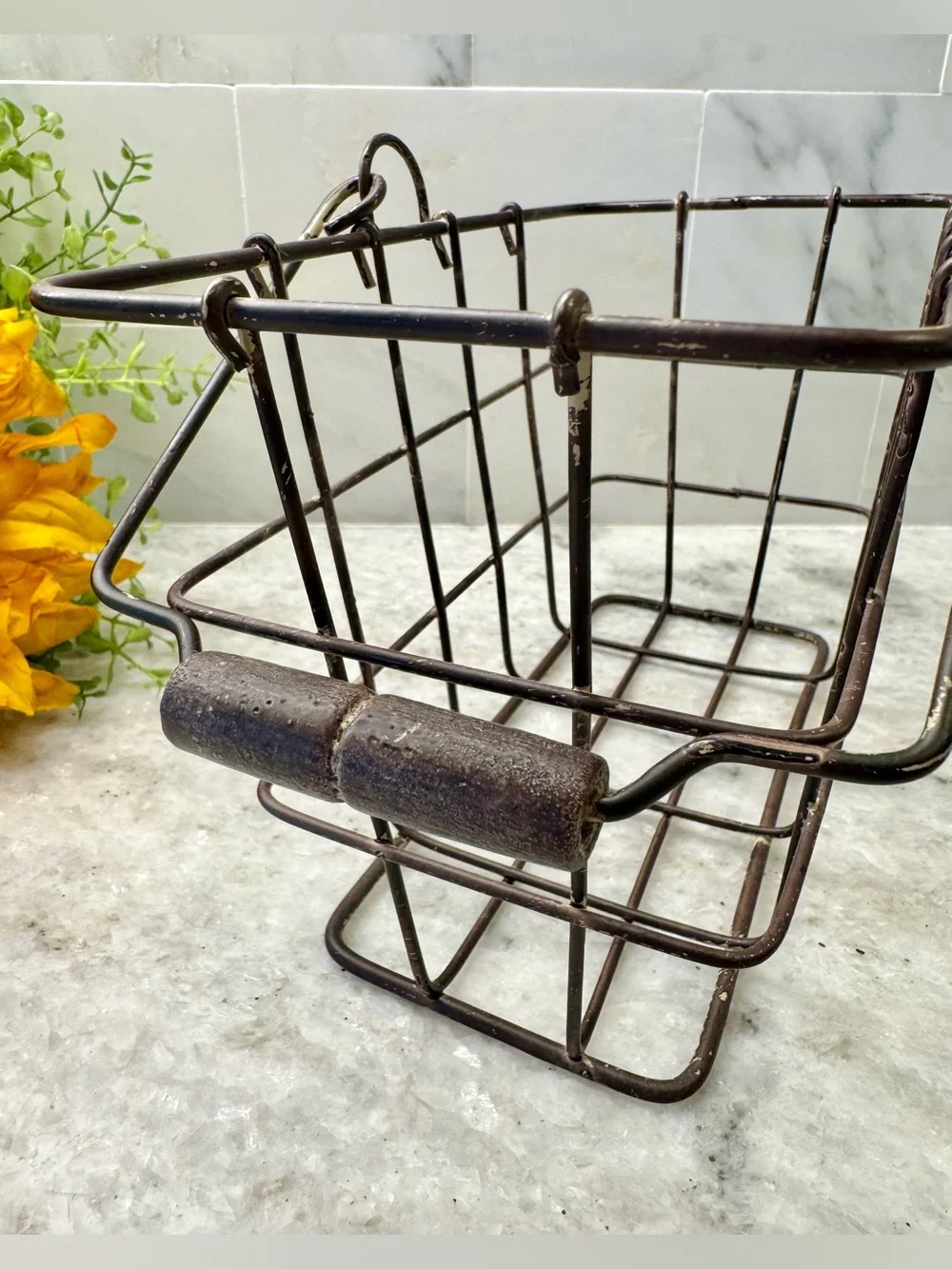New Rustic Distressed Brown Metal Basket Organizer Holder Decor 8” x 5” x 4.75”
